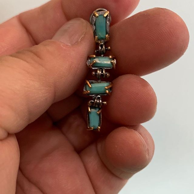 Duh! Misplaced the other half of this commission somewhere in my studio. People always ask me how my brain injury affects my business, and this is something that I do often - misplace stuff. I’ll find it, eventually. Might have to cut my losses though and remake the other side. #duh #braininjury #feelinggood #sanantonioartist #22k #turquoise #blacksilver #omegaearrings #armyvet #amputee