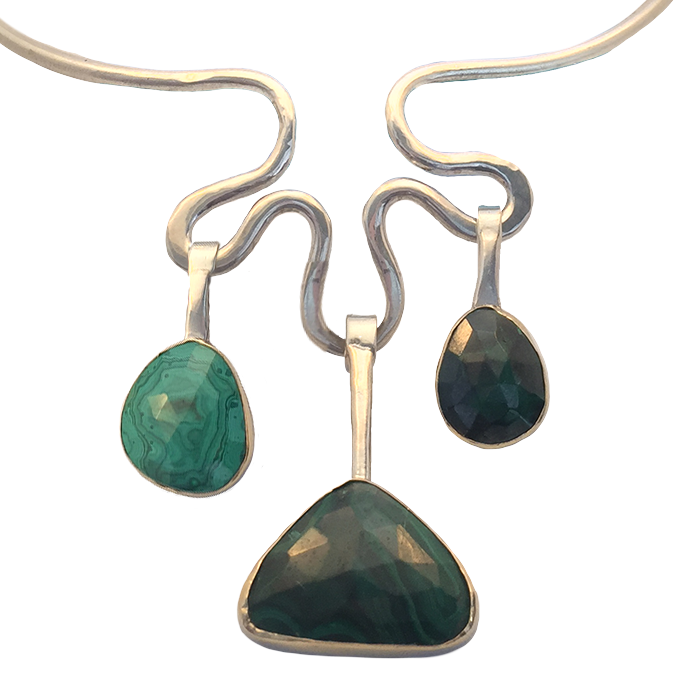 Caterpillar Shaped Wire Necklace With Malachite and 14k Gold - 2.png